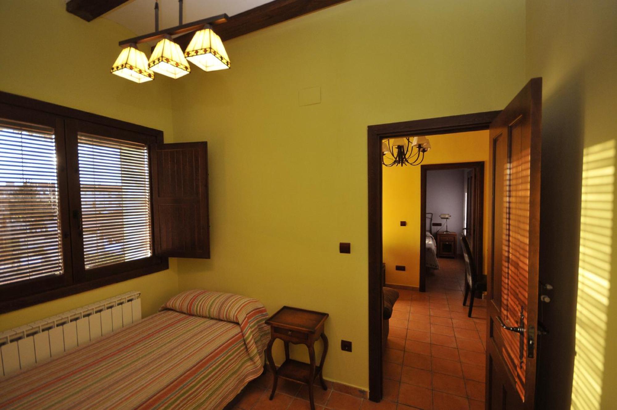 Apartamentos El Canonigo De Teruel Luaran gambar