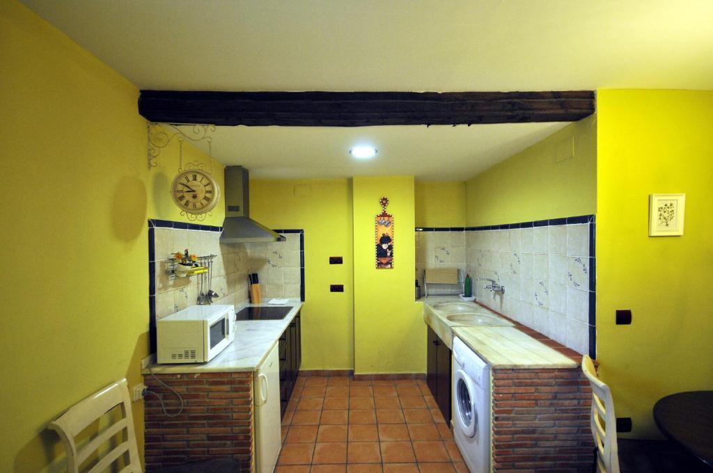 Apartamentos El Canonigo De Teruel Bilik gambar